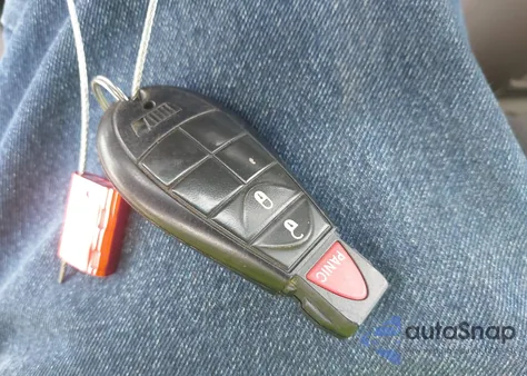 2011 Dodge Grand Caravan Express z USA, uszkodzony, nr VIN 2D4RN4DG8BR613583